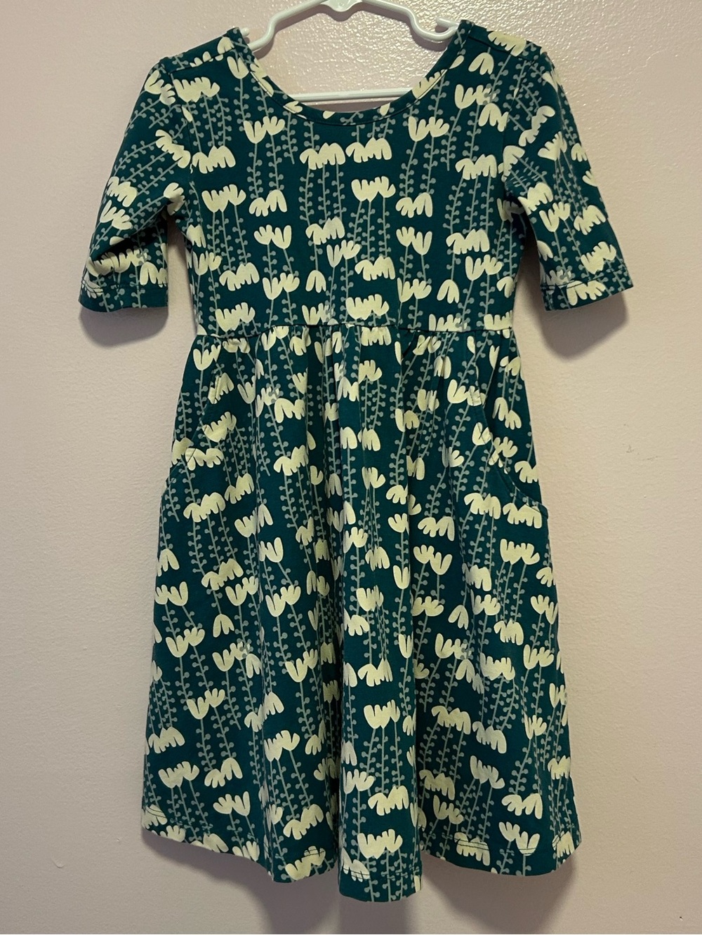 Hanna Andersson Green Floral Tulip Print Dress Sz 110 or 5